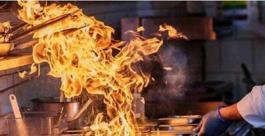 油煙凈化器使用過程中出現(xiàn)起火該怎么處理？